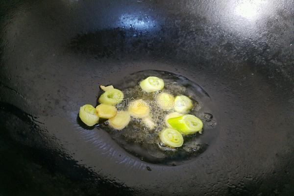 辣子鸡腿的做法图解8