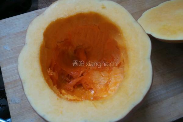 南瓜鸡肉盅的做法图解2