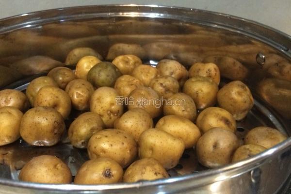 香辣烤土豆的做法图解3