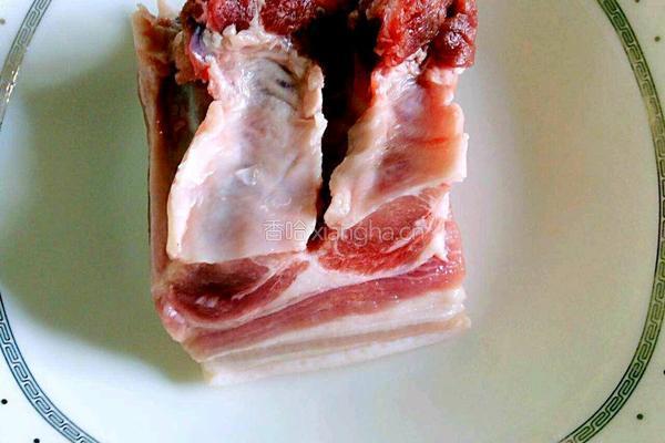 五花肉泡菜汤的做法图解1
