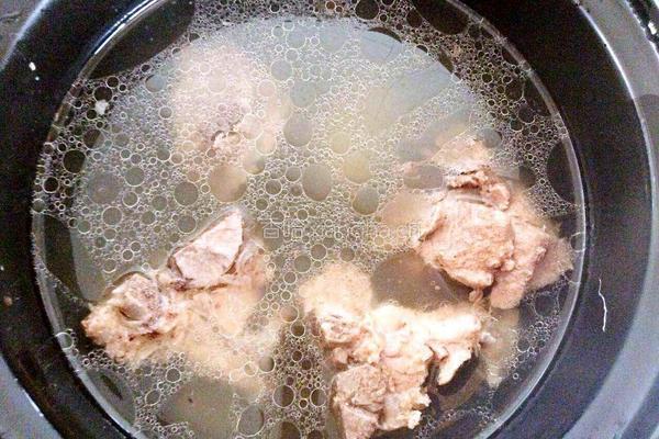 五花肉泡菜汤的做法图解4
