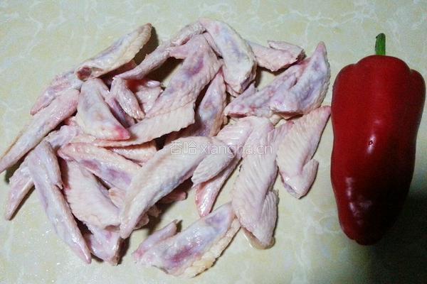 香辣翅尖的做法图解1
