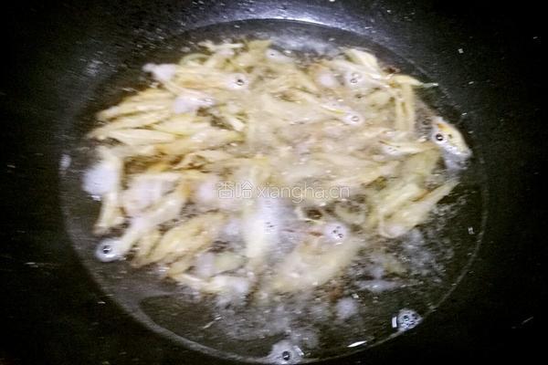 咸鱼炖豆腐的做法图解8