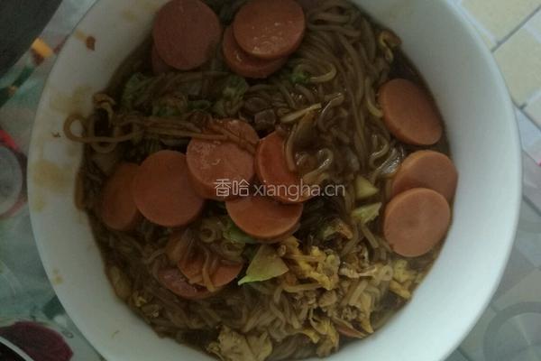火腿肠炒冷面的做法图解7