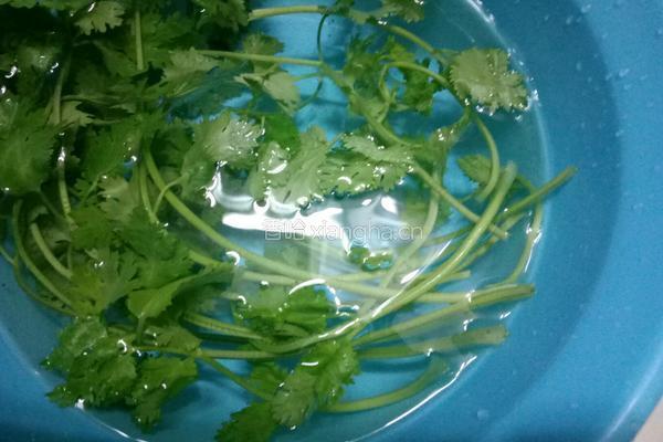 拌香菜的做法图解2