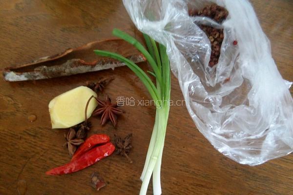 盐水鸭翅的做法图解5