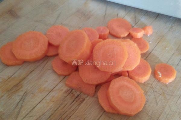 自制蔬菜面条的做法图解2