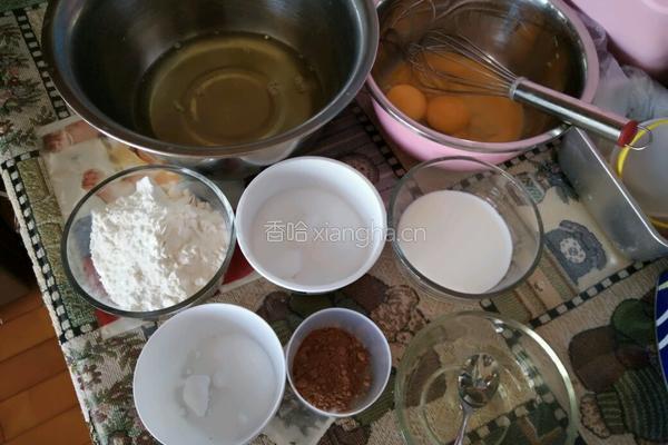 千叶纹蛋糕卷的做法图解1