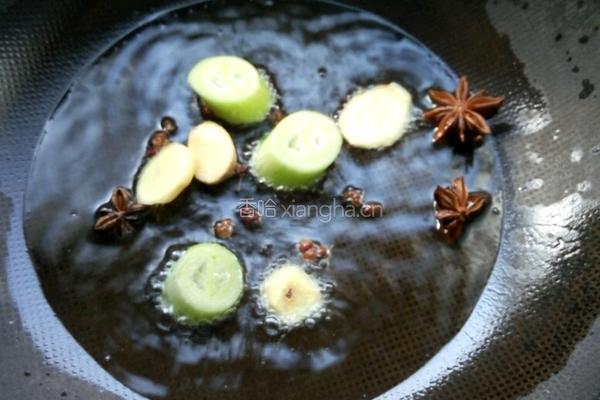 杏鲍菇炖排骨的做法图解6