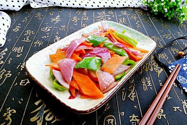 胡萝卜炒洋葱的做法图解11