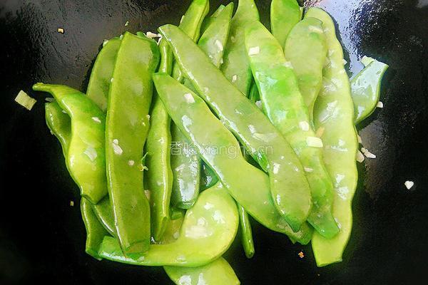 东北排骨炖豆角的做法图解6