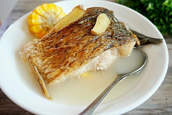 电饭锅鱼汤的做法图解12