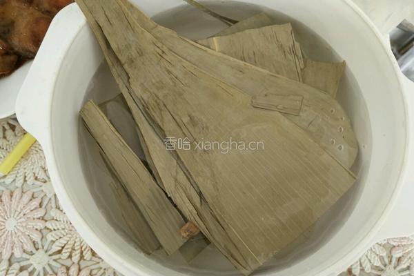 粽香排骨的做法图解2