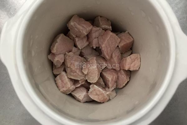 金线莲猪肉汤的做法图解4
