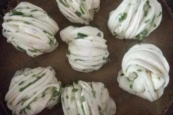 我用高筋面粉做的花卷馒头的做法图解15