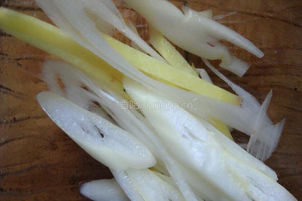 冬瓜竹荪鲜肉汤的做法图解4
