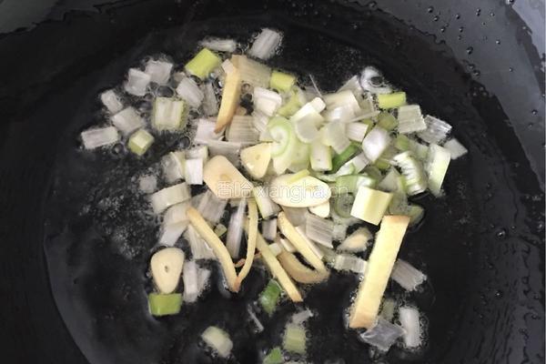 西红柿炒豆腐的做法图解3