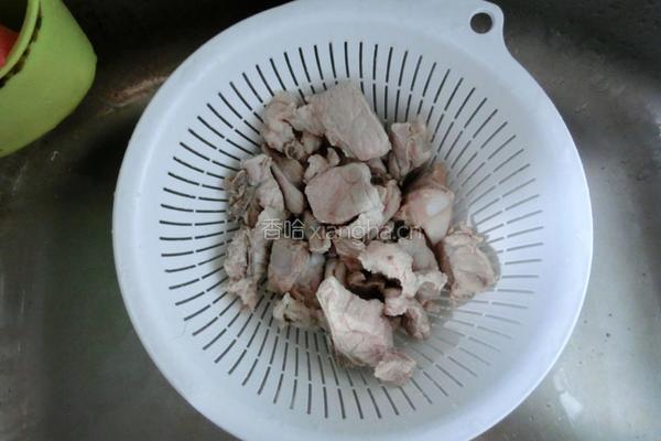 家常黄豆排骨汤的做法图解4