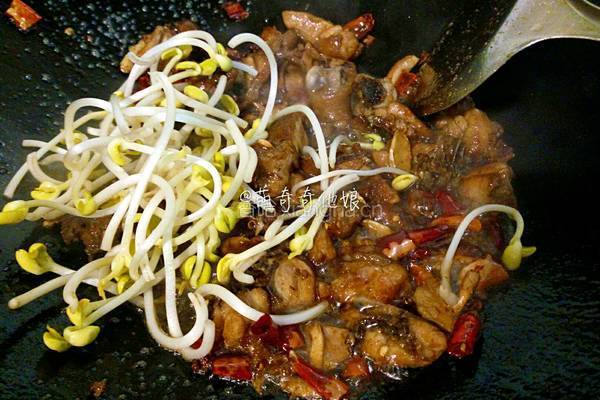干锅香菇鸡的做法图解11