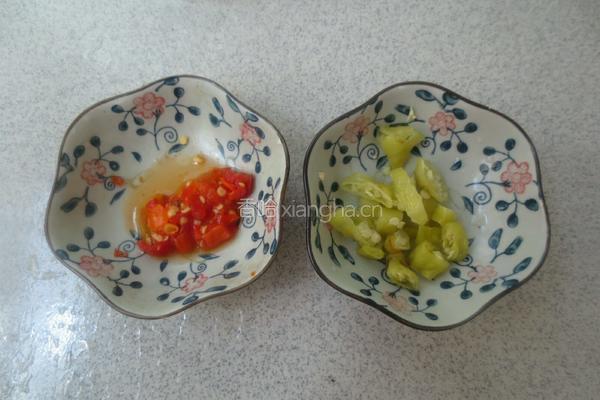 泡椒炒白菜的做法图解4