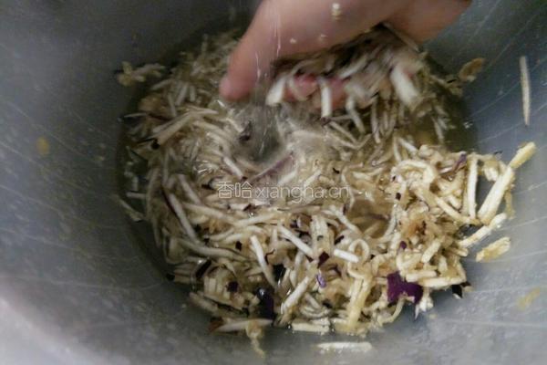 茄子蛋饼的做法图解3
