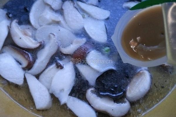 菌菇豆腐煲的做法图解5