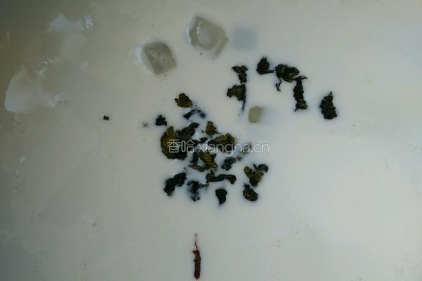 乌龙奶茶的做法图解3