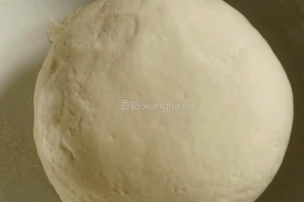 肉丁馒头的做法图解1