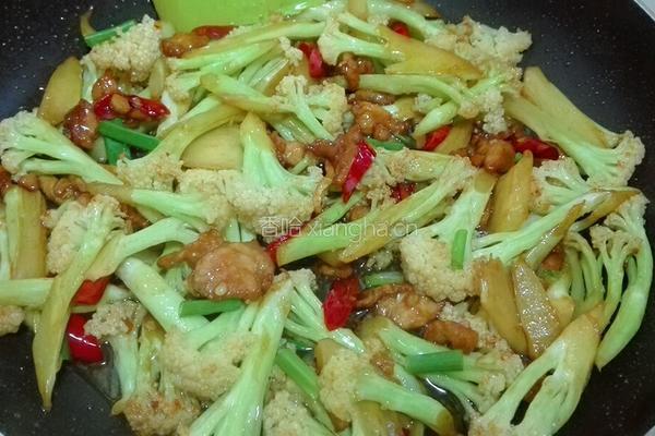 花菜炒肉的做法图解5