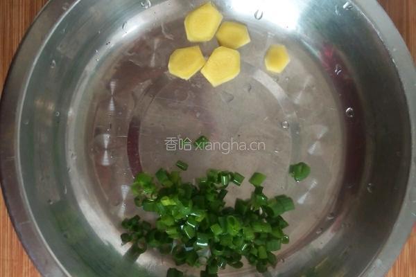 酸菜洋芋汤的做法图解3