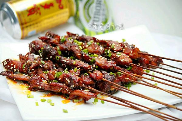 孜然烤兔肉串