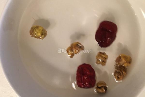 鲍鱼仔鸡汤的做法图解7