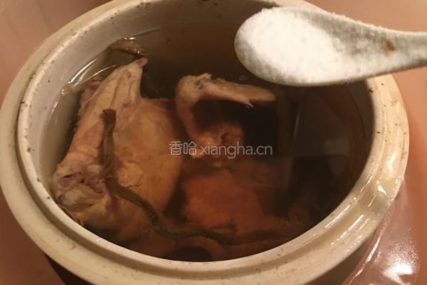 鲍鱼仔鸡汤的做法图解10