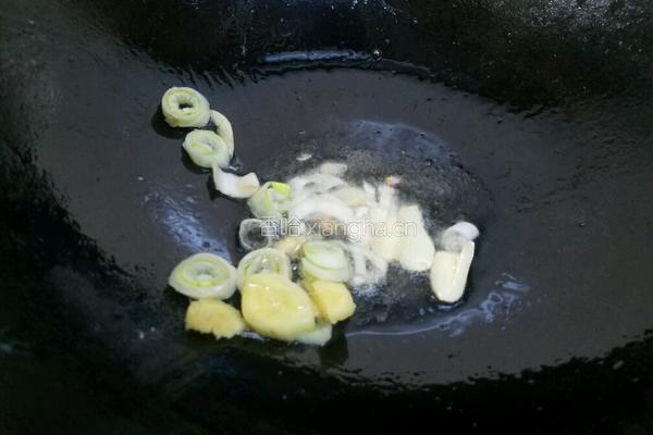 鲢鱼头豆腐汤的做法图解4