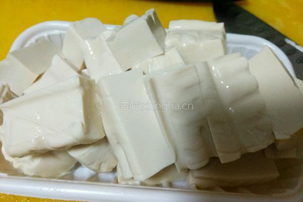 泥鳅豆腐的做法图解2