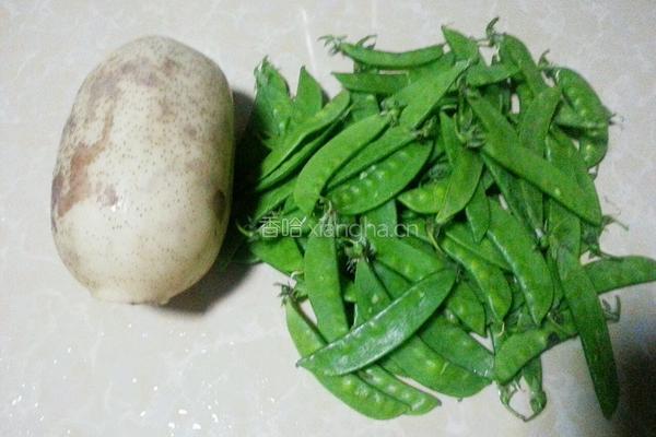 荷兰豆炒藕片的做法图解1