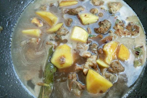 红烧土豆焖羊肉的做法图解11