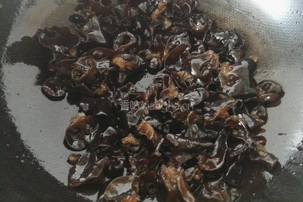 洋葱木耳的做法图解5