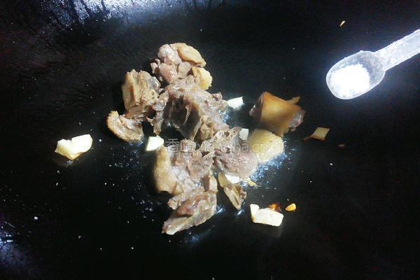 炒鸭肉的做法图解4