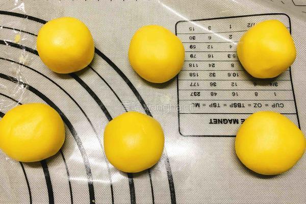 冰火菠萝油的做法图解11