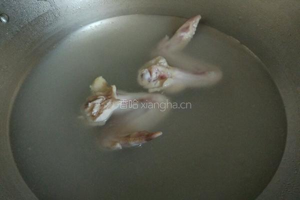 简易鸡翅汤的做法图解2