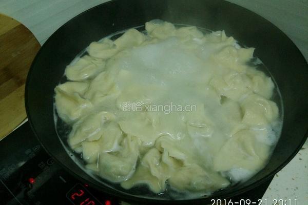 鲜肉马蹄饺子的做法图解17
