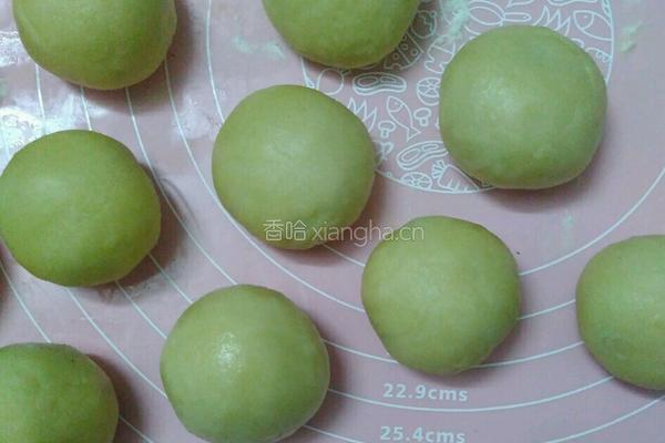 豆沙蛋黄酥的做法图解14