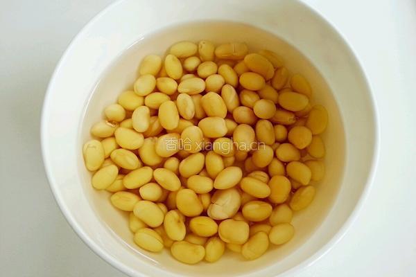 豆浆馍馍的做法图解1