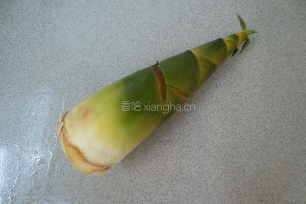清炒腊肉笋片的做法图解1