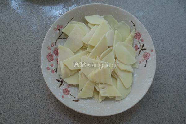 清炒腊肉笋片的做法图解5