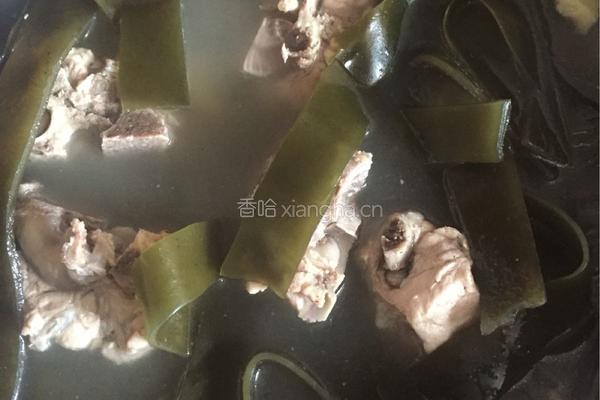 海带猪骨汤的做法图解5