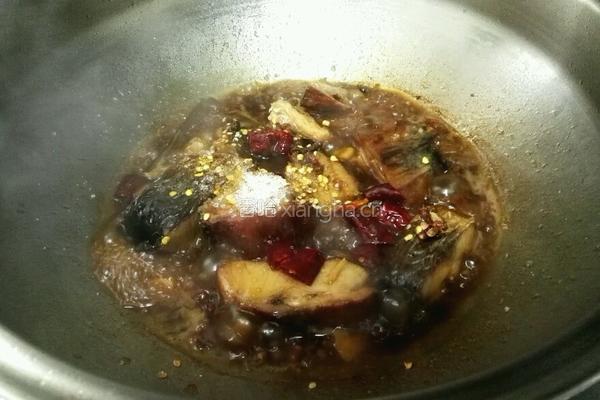 糖醋熏鱼的做法图解6