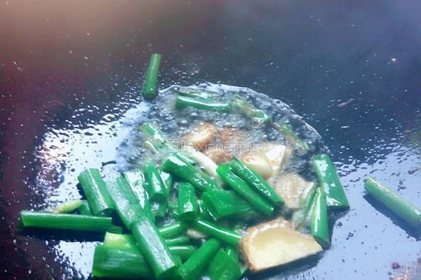 鲢鱼烧豆腐的做法图解7