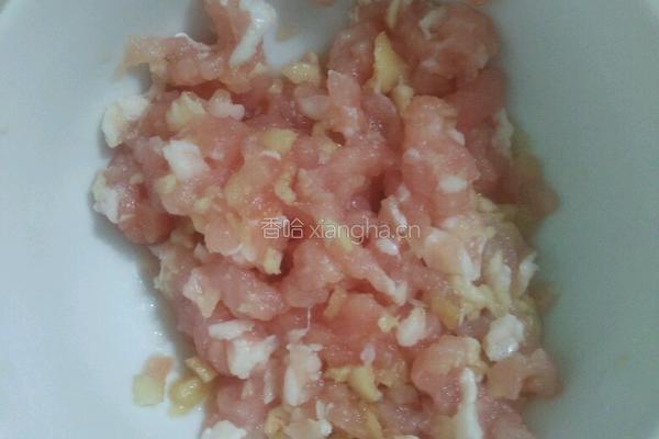 烂肉豇豆的做法图解1